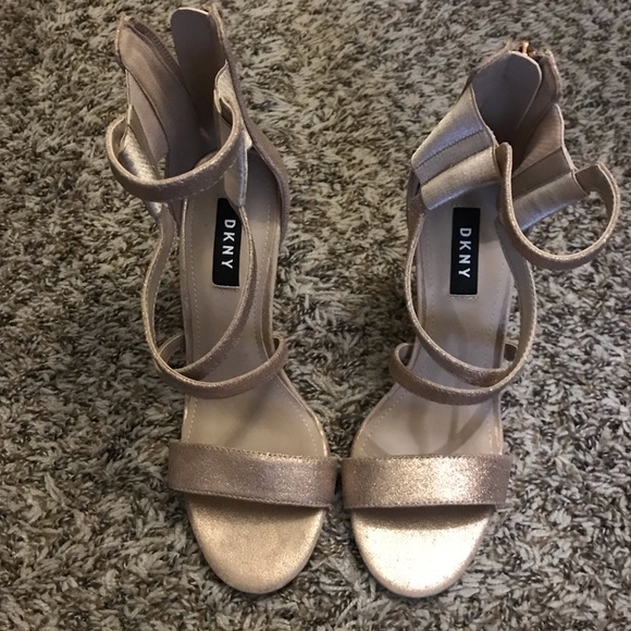 DKNY Size 7.5 Rose Gold Lil Studs Heels - Picture 2 of 4